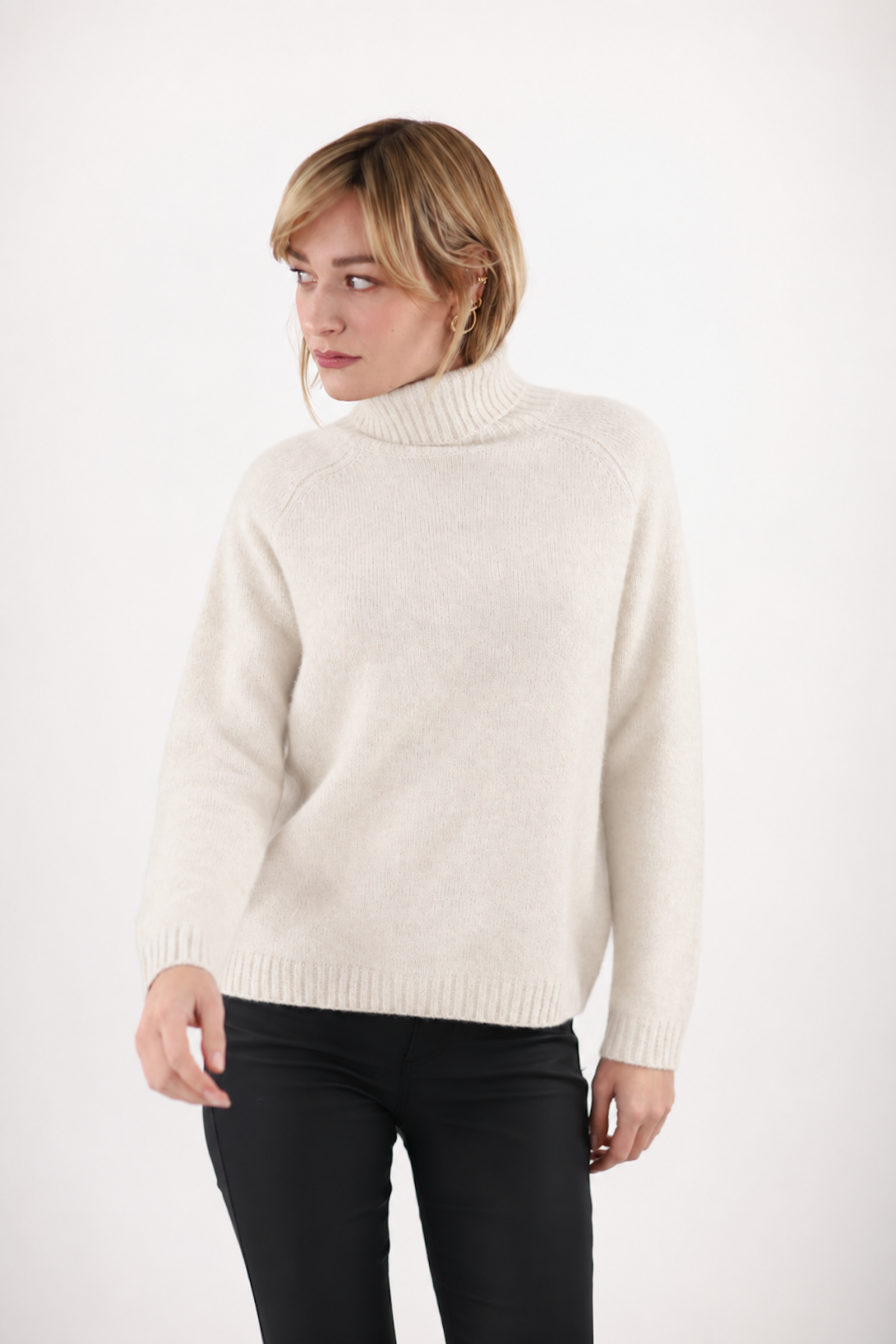 Pull col roulé