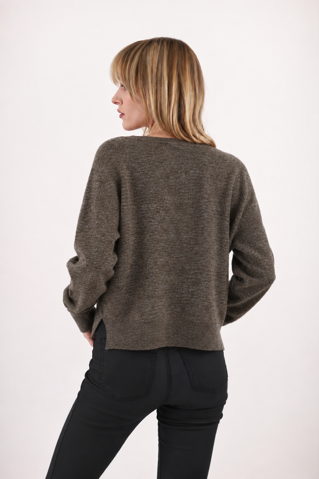 Pull col V emmanchure nervure